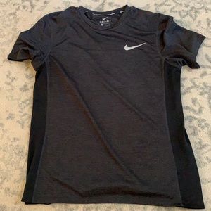 Nike Dri-Fit Running T-Shirt Size Medium